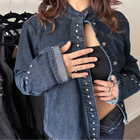 Retro blazer jean jacket with studs 😎👄 - Picture 4 of 4